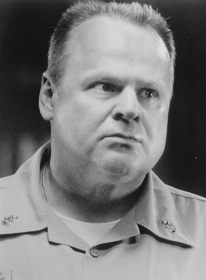 George Dzundza